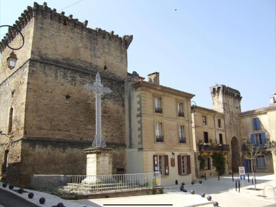 Chez Lydia - Osez La Vie De Chateau ! Pont Du Gard, Uzes Remoulins Bagian luar foto